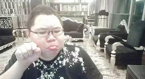 五哥爆料阿厦被打视频,真相背后令人震惊  第3张